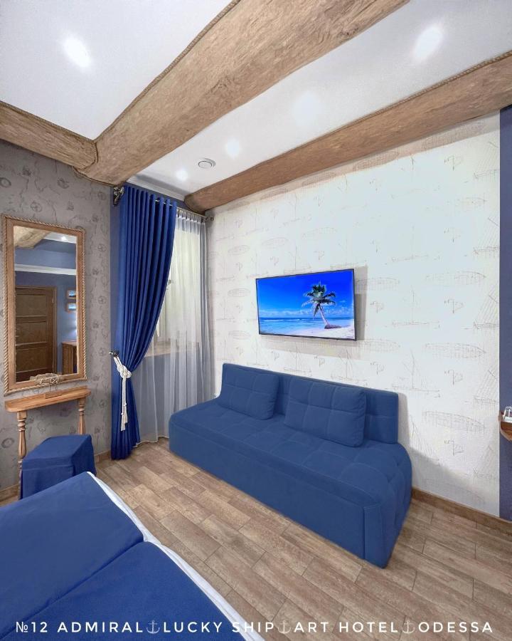 Lucky Ship Art Hotel Odessa Buitenkant foto