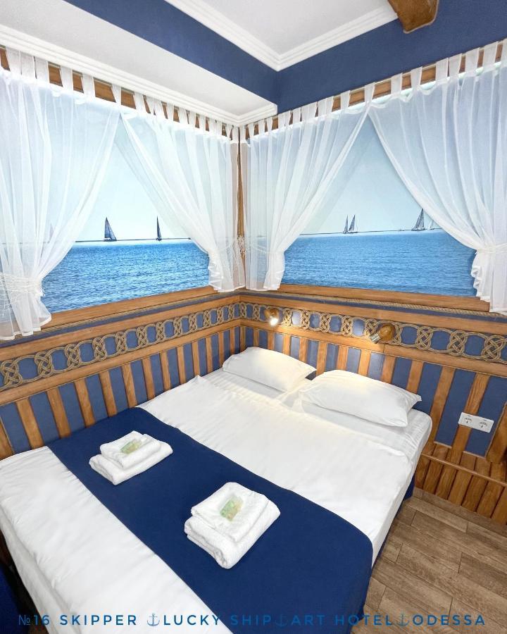 Lucky Ship Art Hotel Odessa Buitenkant foto