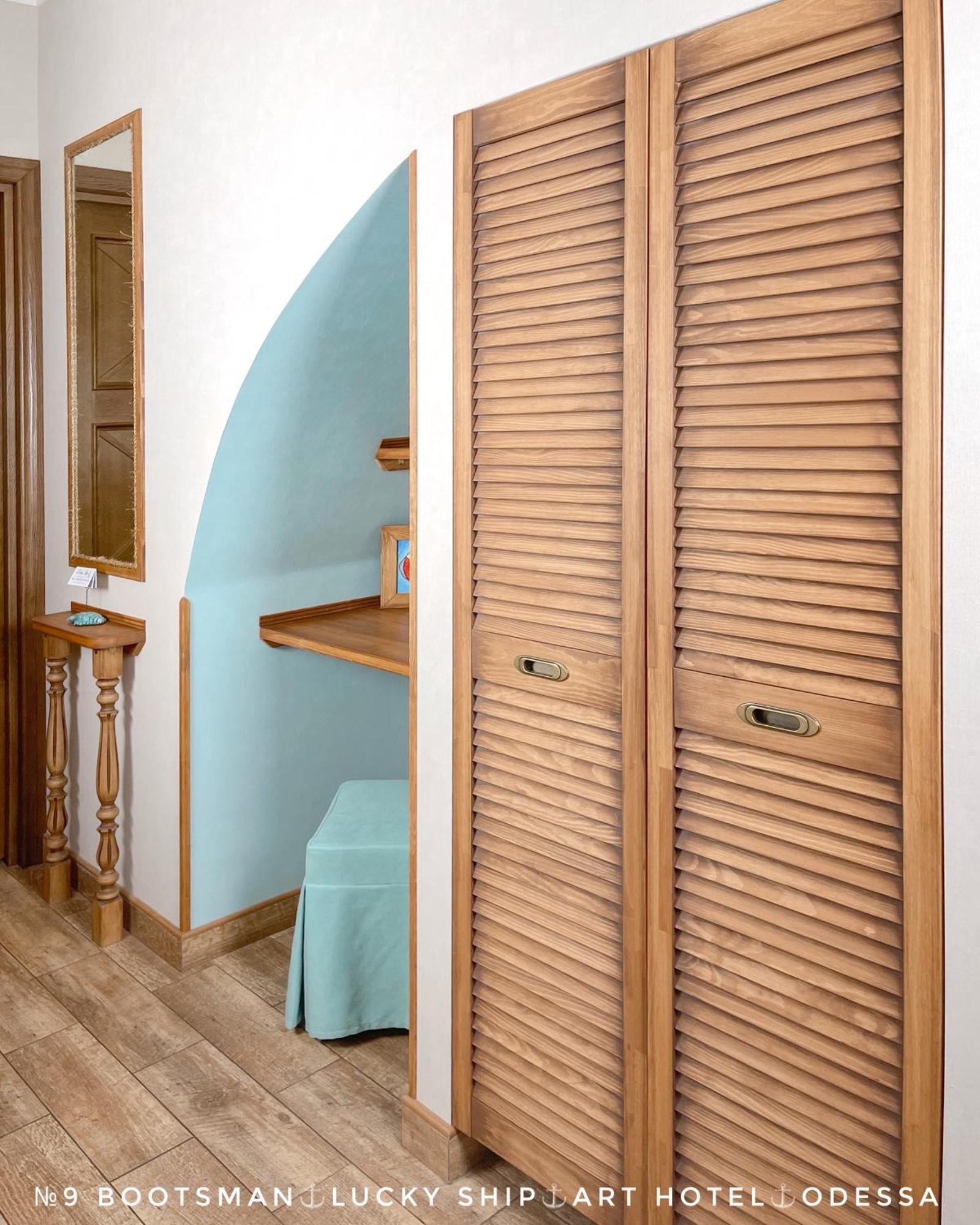Lucky Ship Art Hotel Odessa Kamer foto
